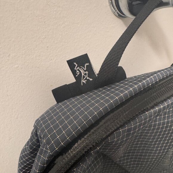 Arcteryx Konseal 15 Backpack - Picture 3 of 5